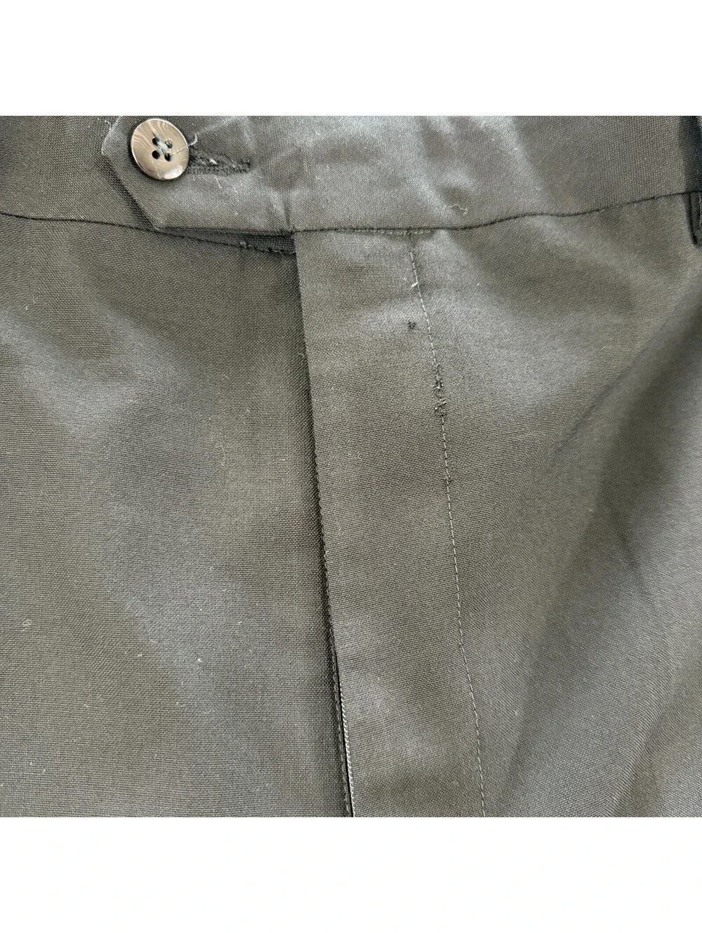 Van Heusen Dress Pants Mens 36x30 Black Flat Front Slacks Classic